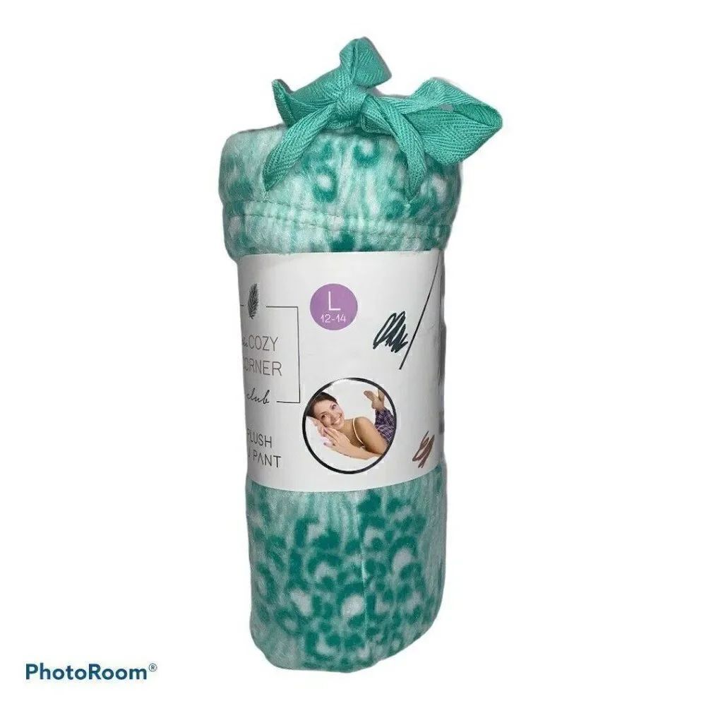 Cozy Corner Green Leopard Fleece Pajama Pants NWT